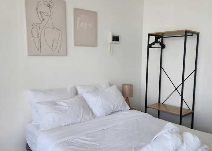 Apartment Urban Nest At Meridian By Avenir